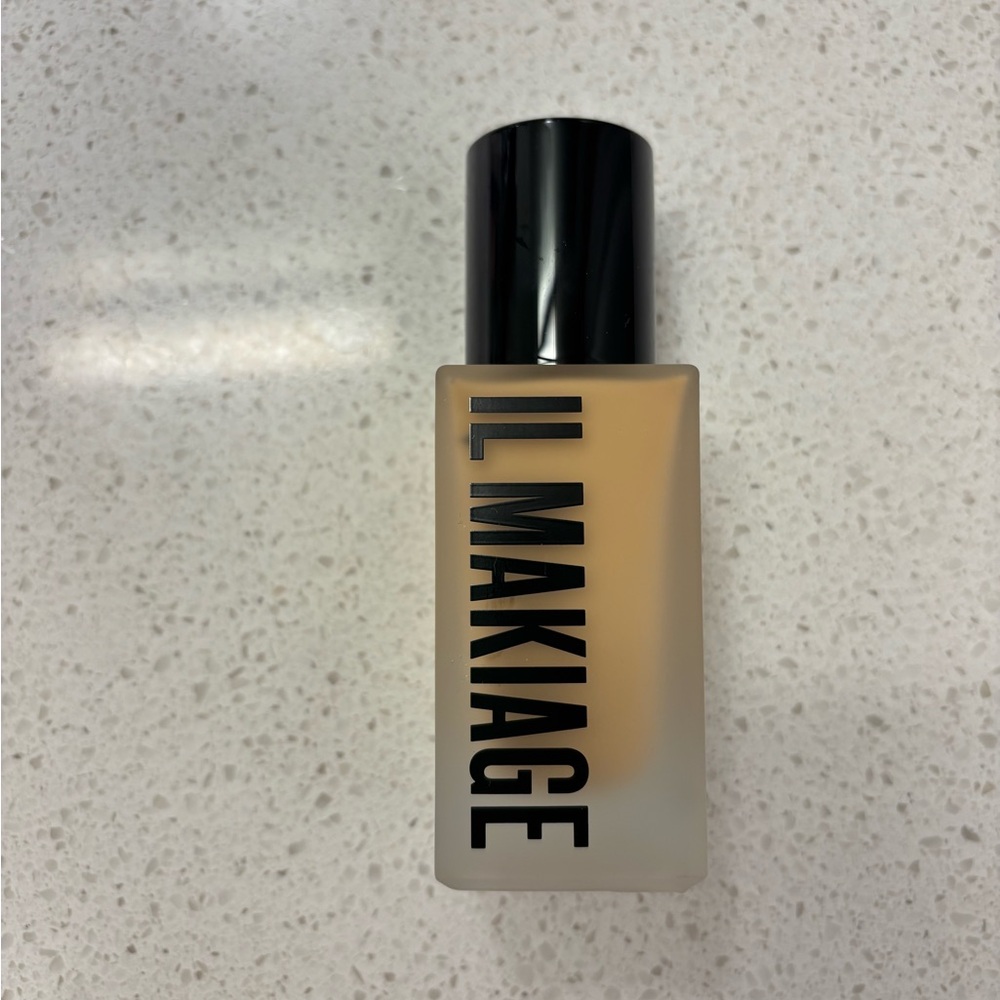 IL MAKIAGE Cream Foundation for Flawless Coverage #75